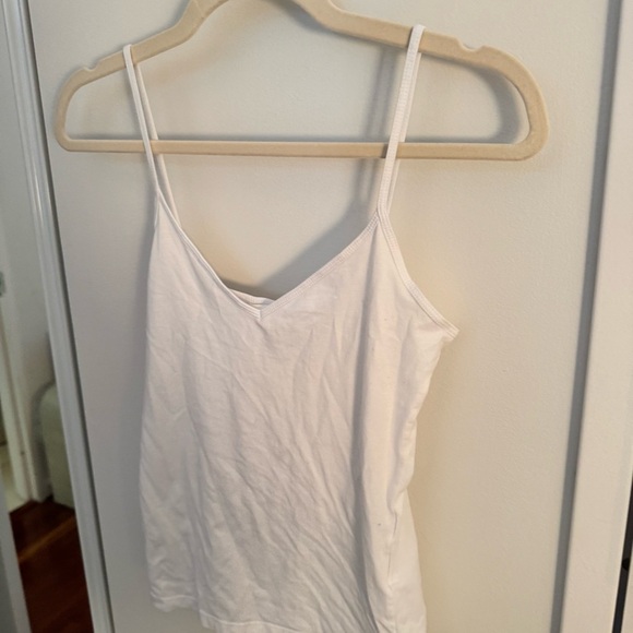 H&M black, white, grey tank bundle - Picture 2 of 6